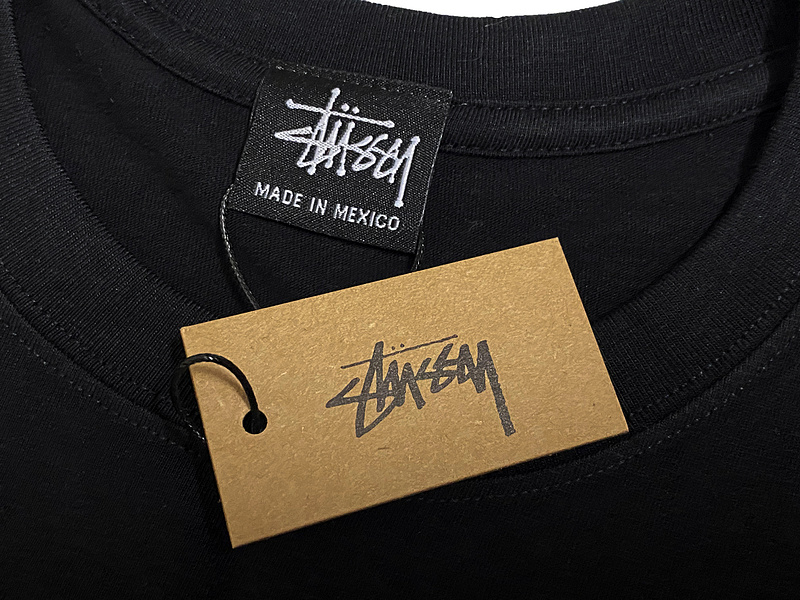 Stussy  T-shirt XB932