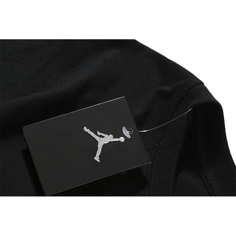   Nike T-shirt J105536