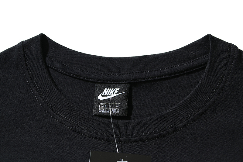 Nike T-shirt N807346