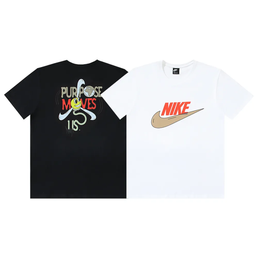   Nike T-shirt N889813