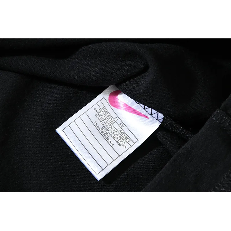   Nike T-shirt N889813