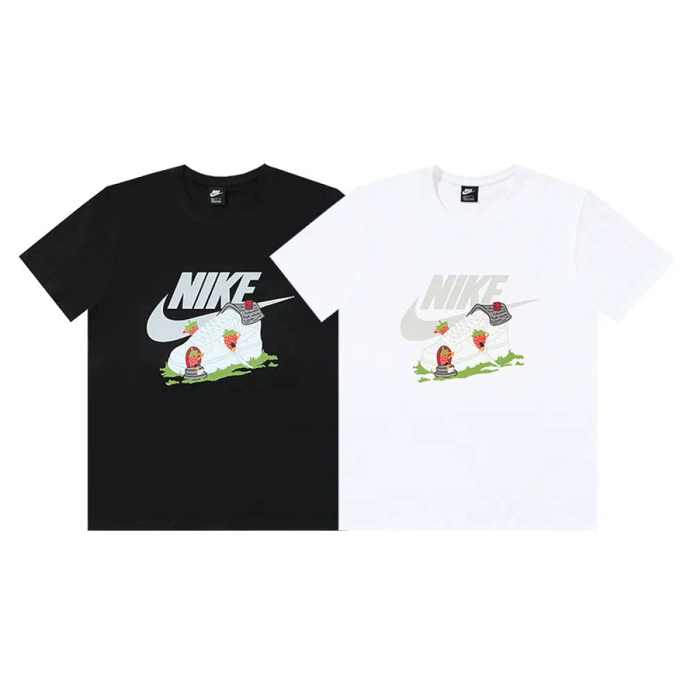   Nike T-shirt N889815