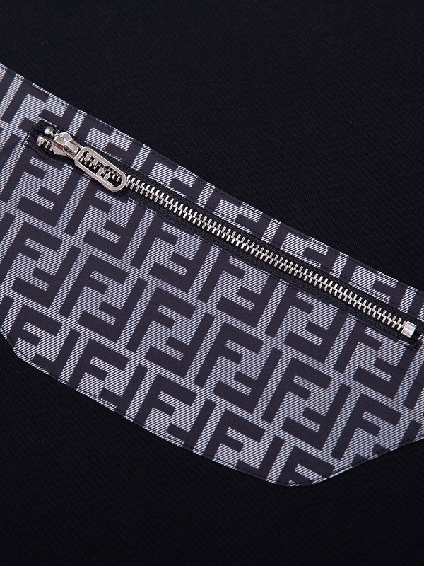  FENDI T-shirt  135