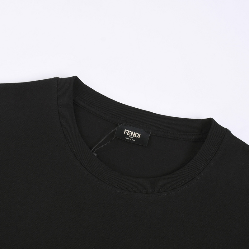 FENDI T-shirt 127