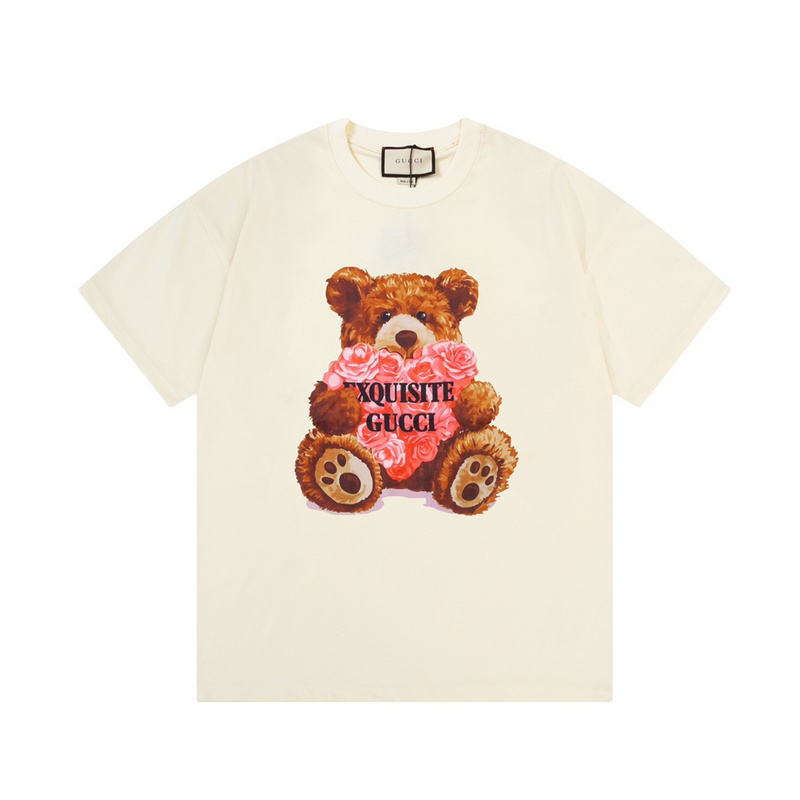 GUCCI T-shirt 132