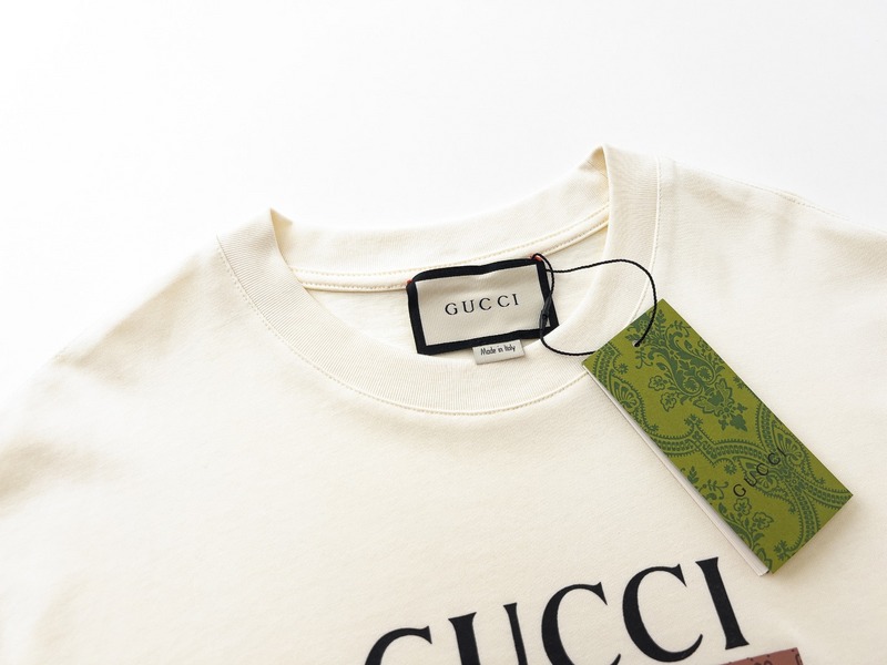 GUCCI T-shirt 141