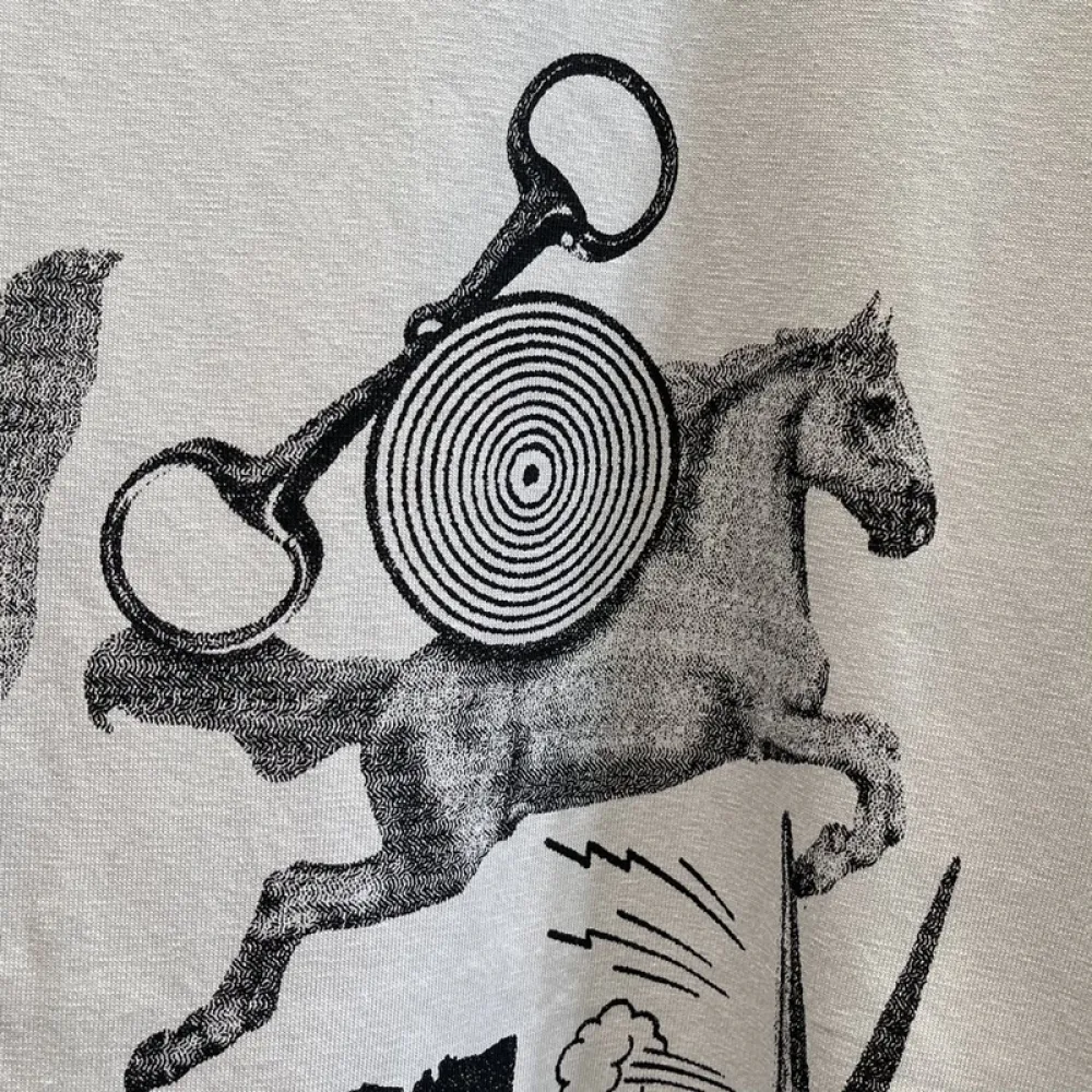 GUCCI T-shirt 117