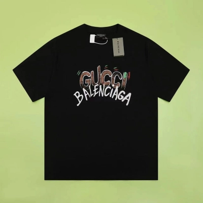GUCCI T-shirt BALENCIAGA XGUCCI 121 01