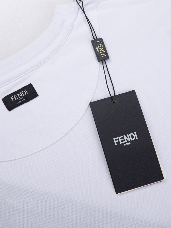 FENDI T-shirt  134