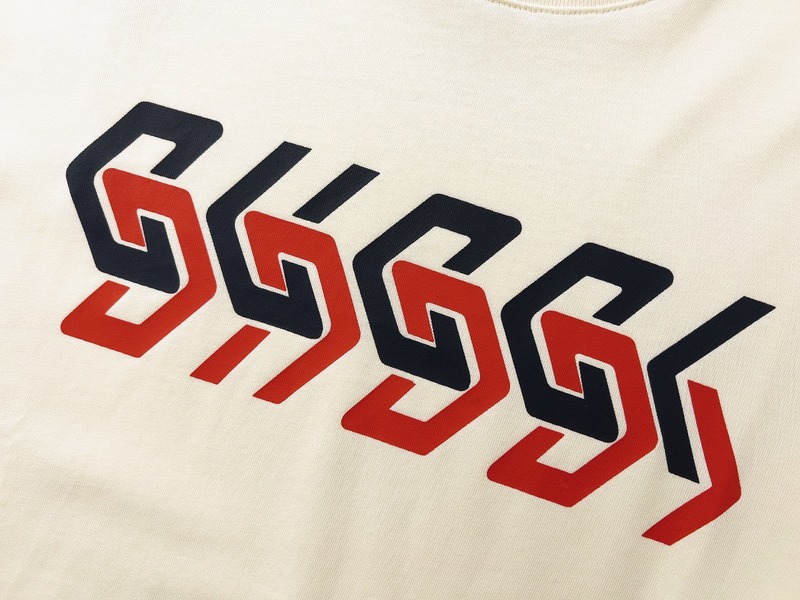 GUCCI T-shirt 134