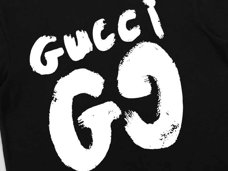 GUCCI T-shirt 130