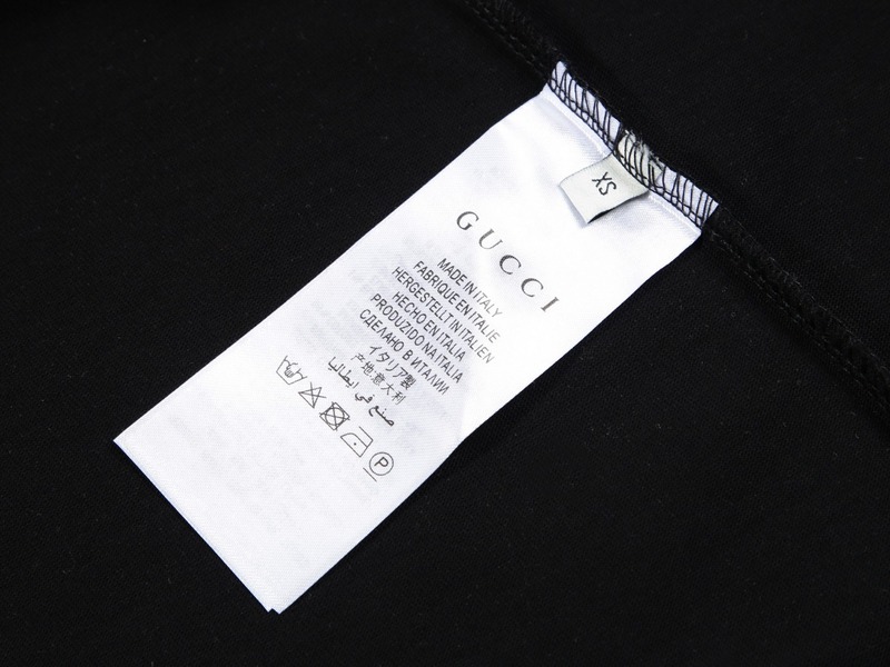 GUCCI T-shirt 125