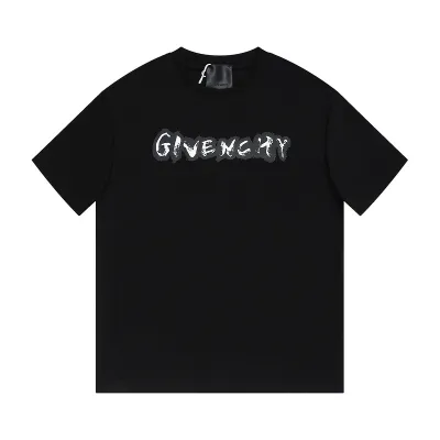    GIVENCHY T-shirt 19 01