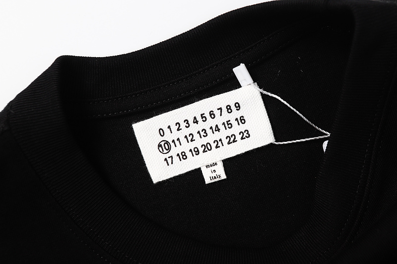   Martin Margiela T-shirt 606