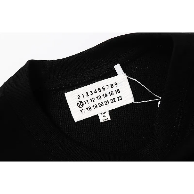   Martin Margiela T-shirt 606