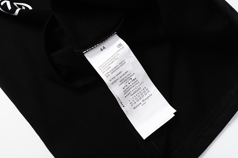   Martin Margiela T-shirt 606