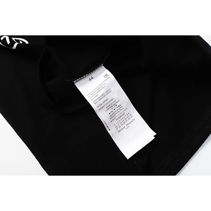   Martin Margiela T-shirt 606