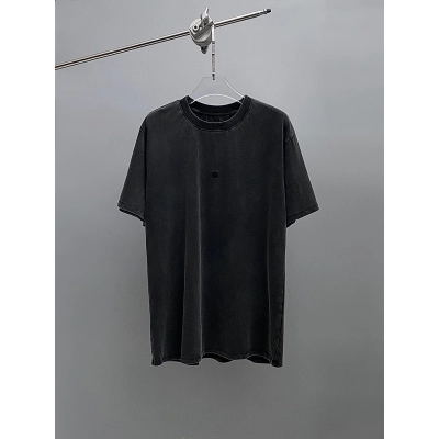  GIVENCHY T-shirt 8 01