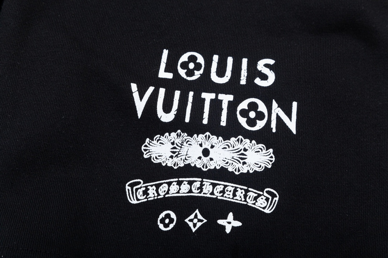  Louis Vuitton Shorts 204653