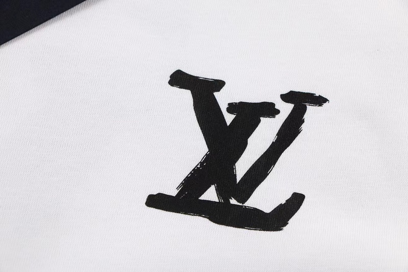  Louis Vuitton T-shirt 204754