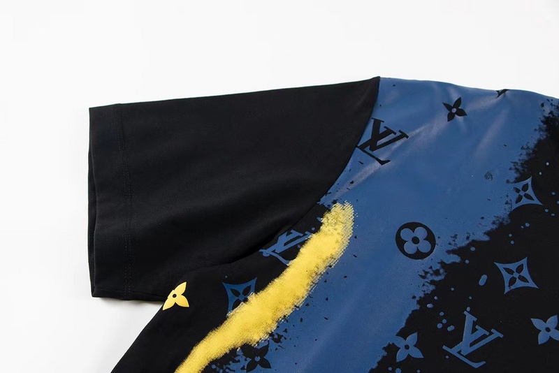  Louis Vuitton T-shirt 204757