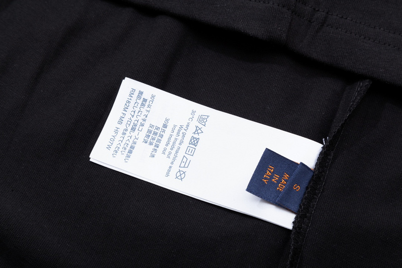  Louis Vuitton T-shirt 204846