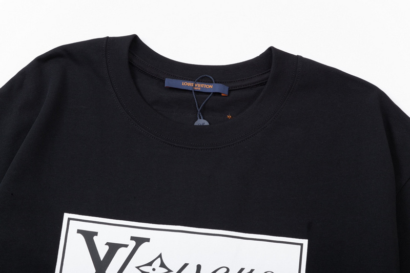 Louis Vuitton T-shirt 204917
