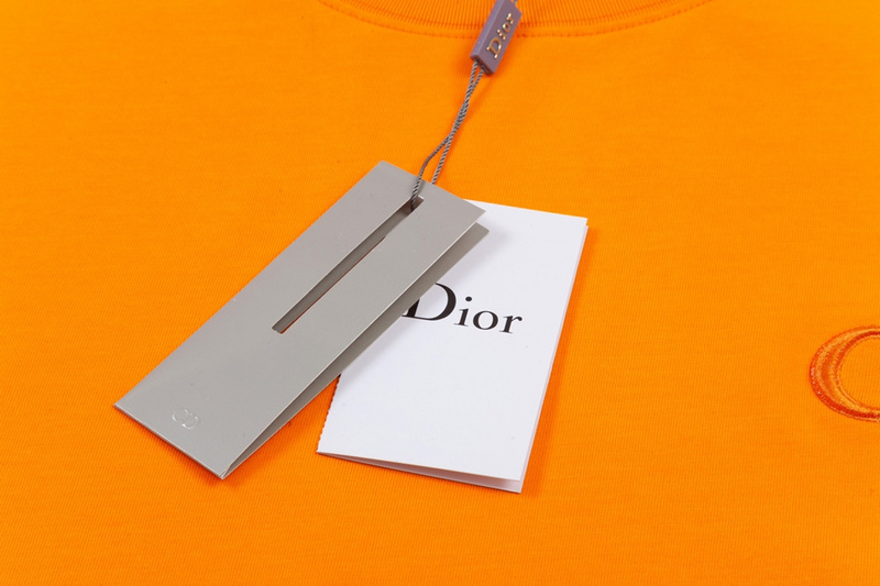 Dior T-shirt 202590
