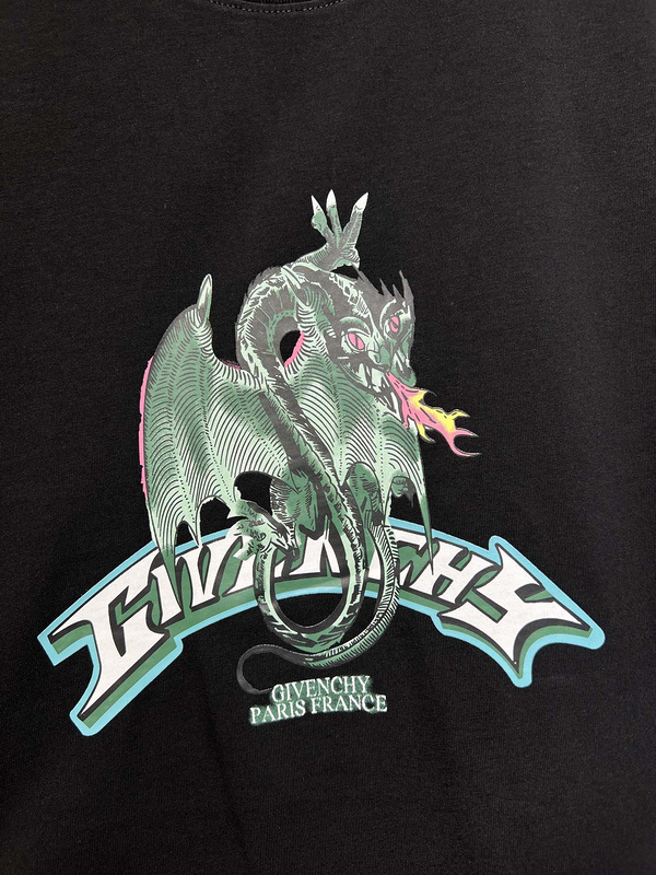 GIVENCHY T-shirt 25