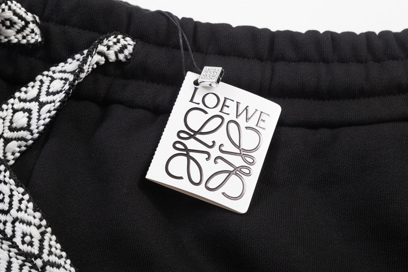 Loewe Shorts 203469
