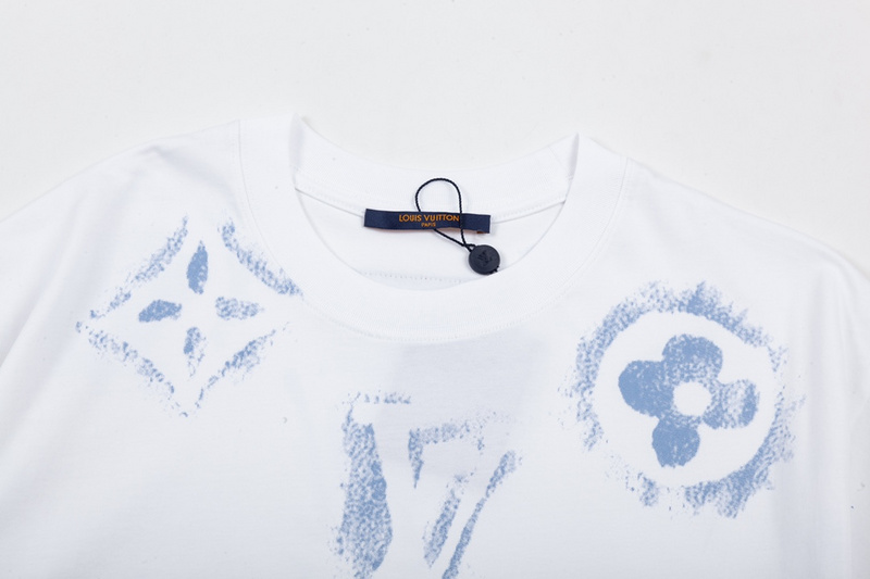 Louis Vuitton T-shirt 198419