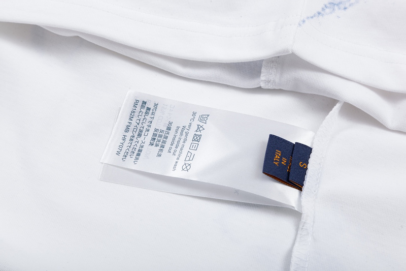 Louis Vuitton T-shirt 198419