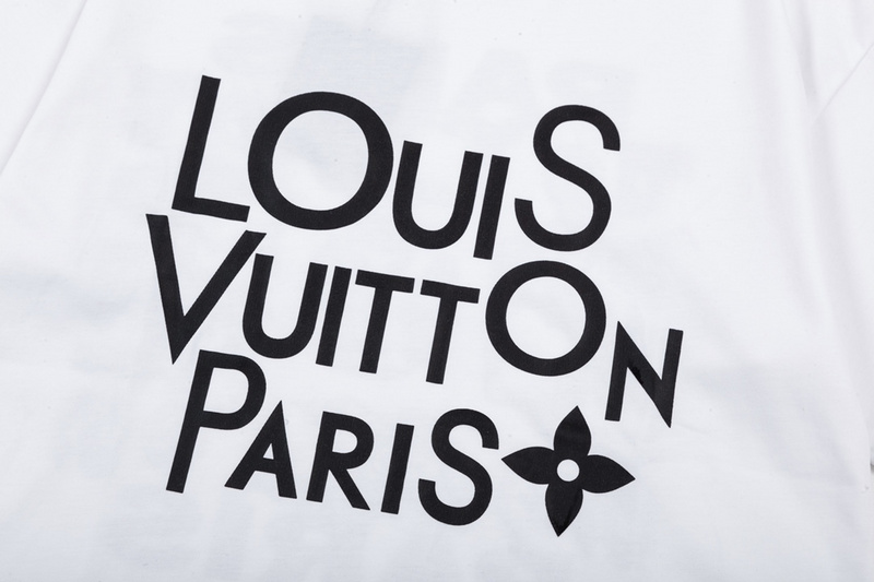 Louis Vuitton T-shirt 198423