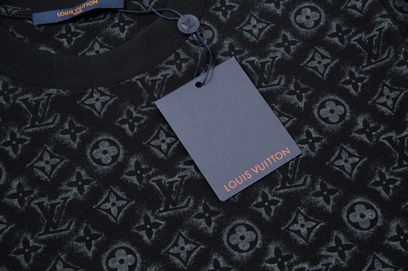 Louis Vuitton T-shirt 198492