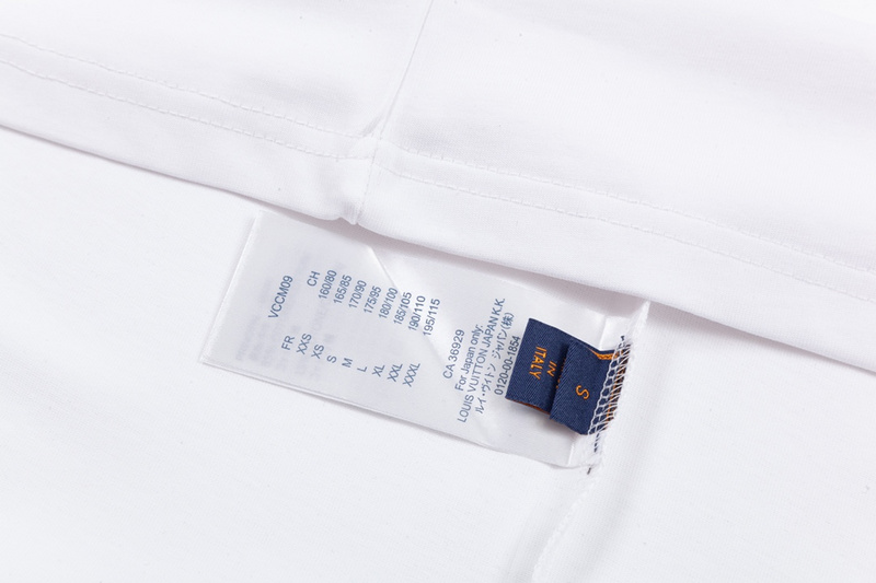 Louis Vuitton T-shirt 203997