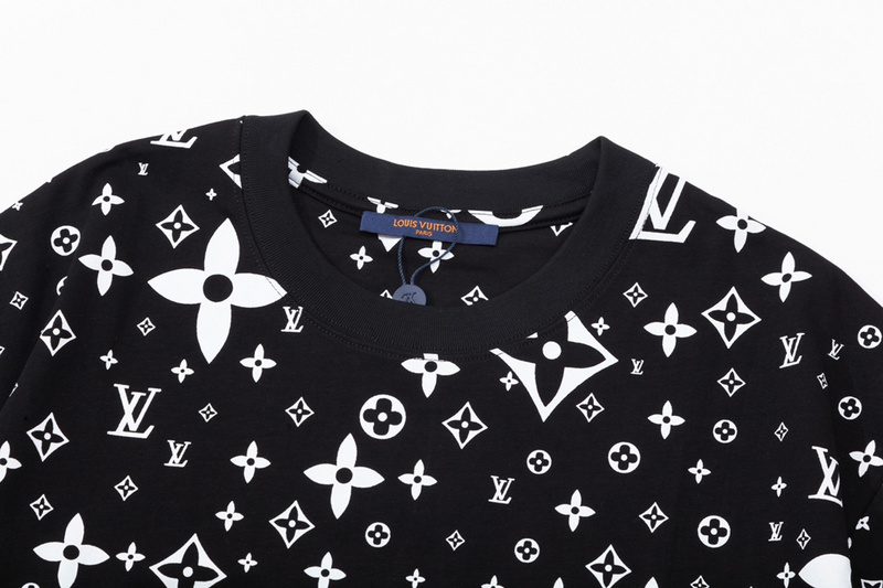 Louis Vuitton T-shirt 204855