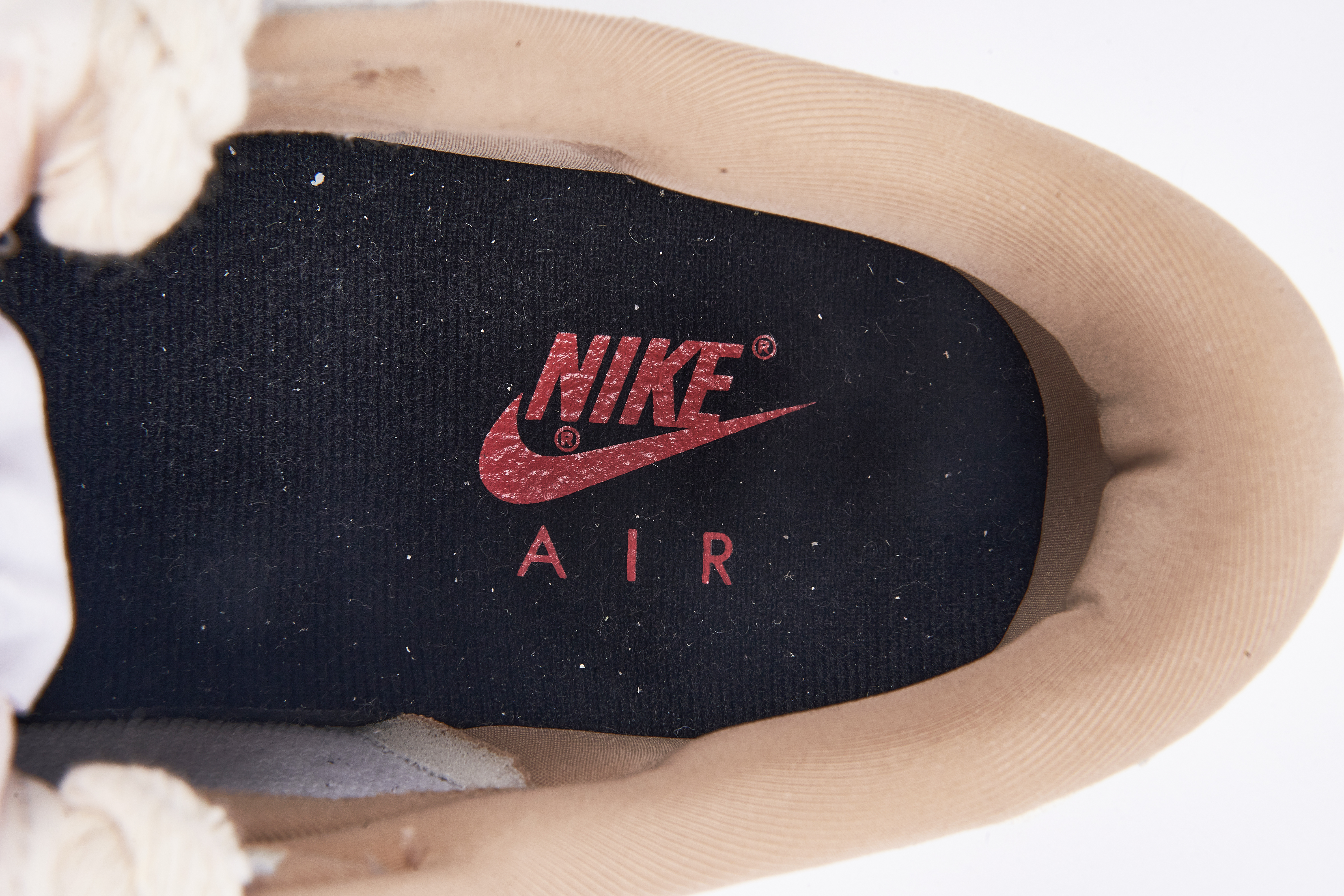 Air Jordan 1 Low Travis Scott Crackle Snake Skin