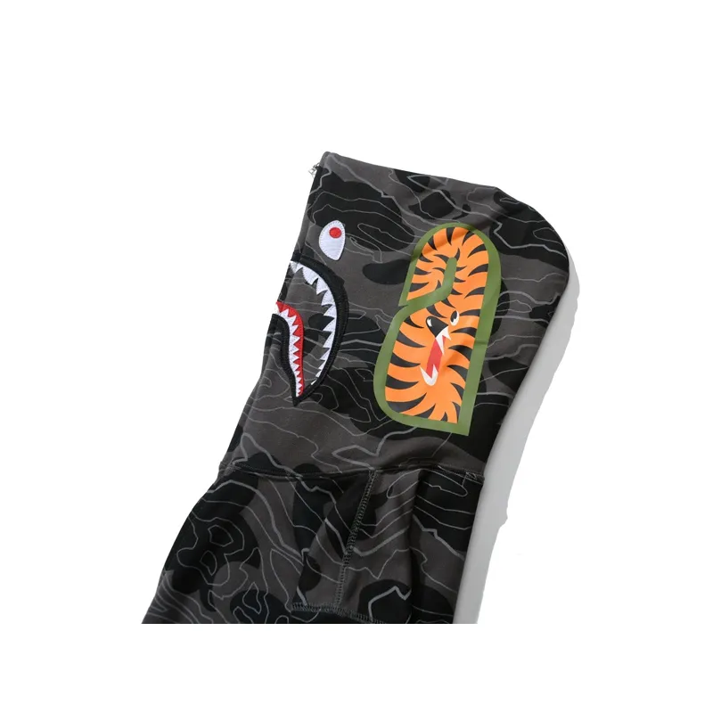 OBOBAPE Layered Line Camo Shark Full Zip Hoodie Black & Beige