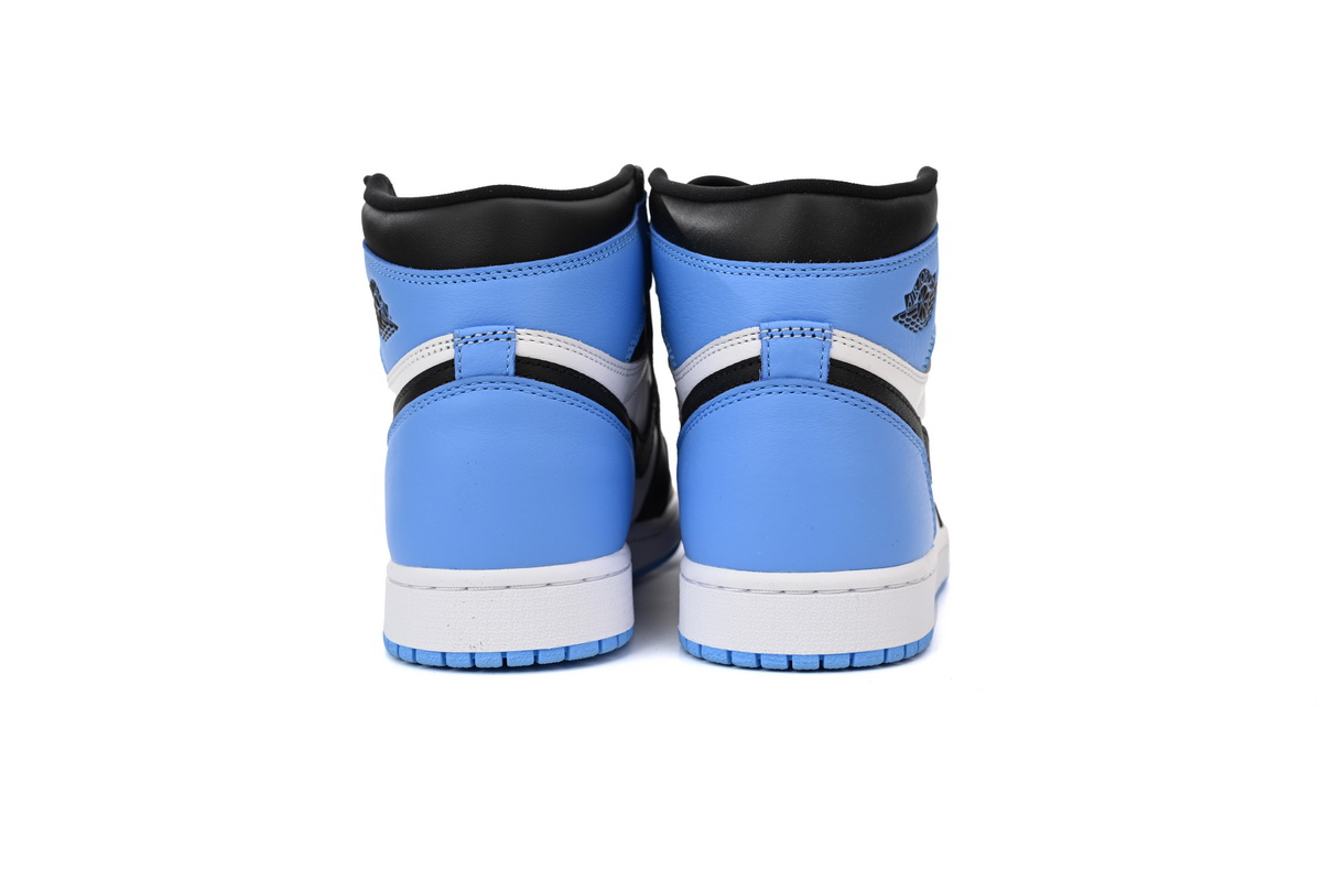  Air Jordan 1 High OG “UNC Toe” DZ5485-400