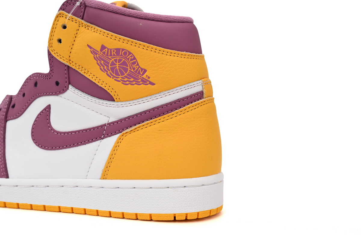 Air Jordan 1 High OG “Brotherhood” 555088-706