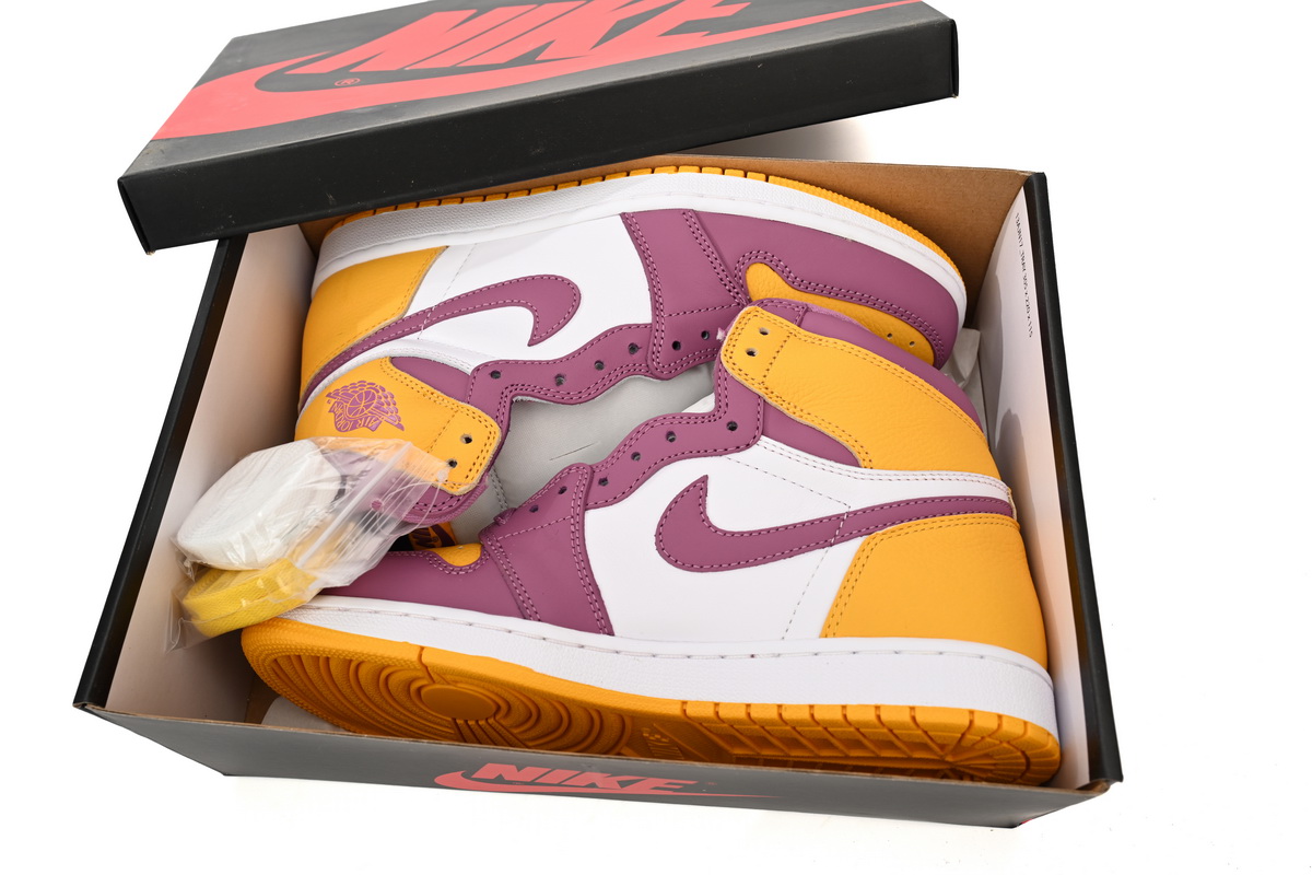 Air Jordan 1 High OG “Brotherhood” 555088-706