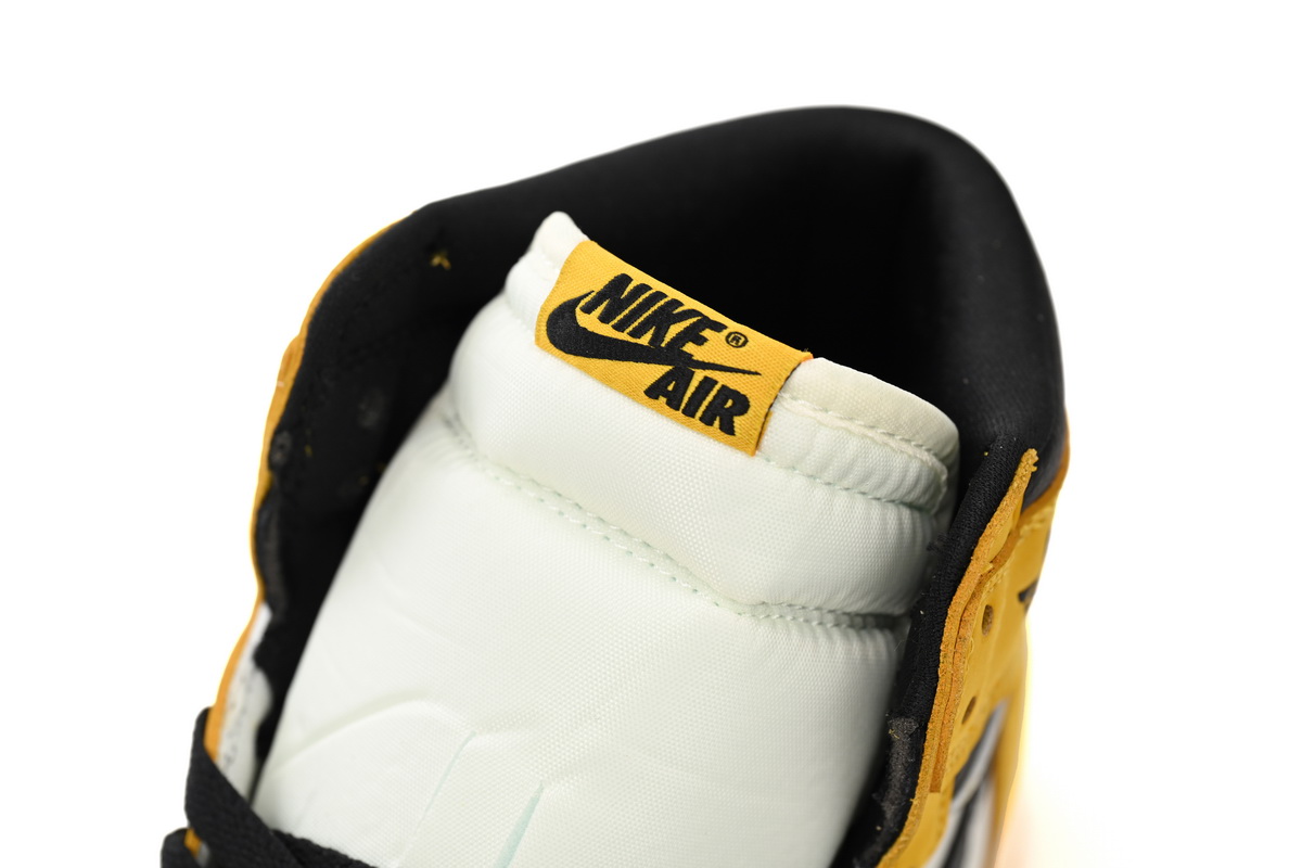 Air Jordan 1 High OG “Yellow Ochre” DZ5485-701