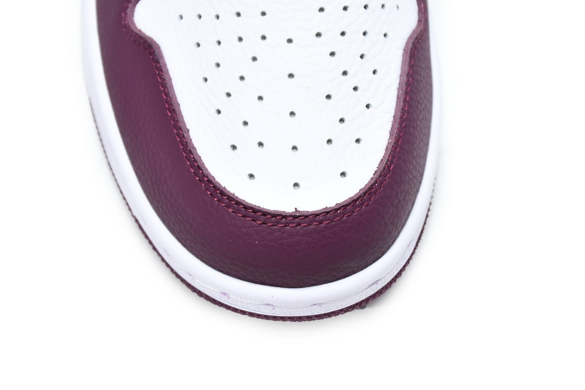 Air Jordan 1 High OG Bordeaux  555088-611