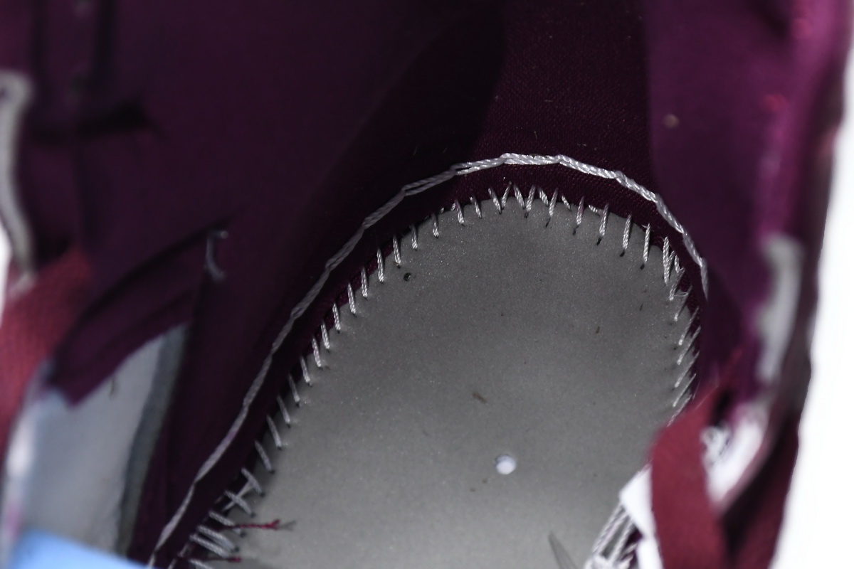 Air Jordan 1 High OG Bordeaux  555088-611