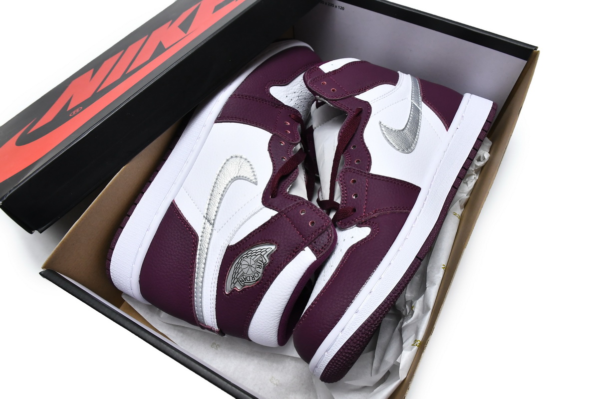Air Jordan 1 High OG Bordeaux  555088-611