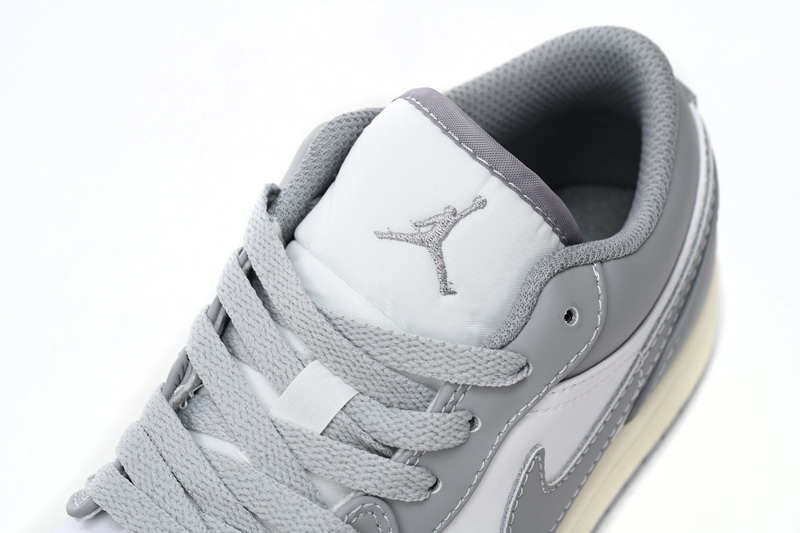 Air Jordan 1 Low Vintage Grey (GS) 553560-053