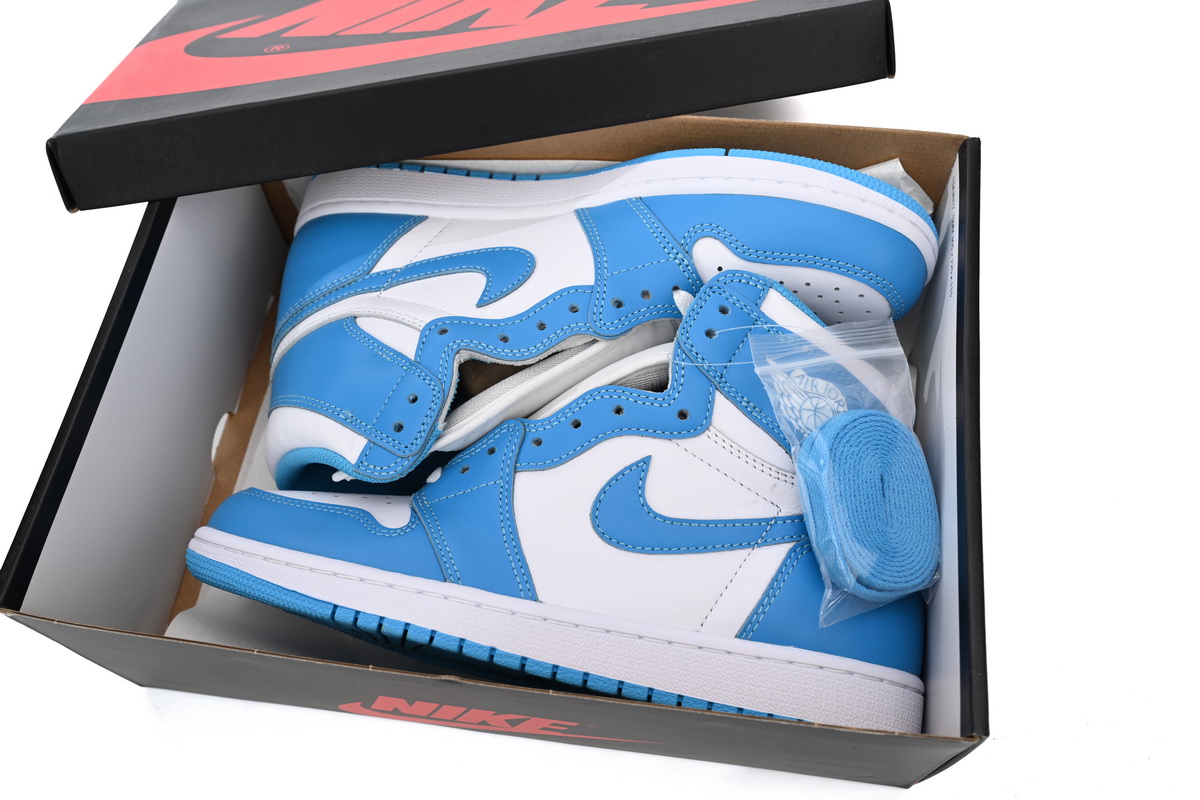 Air Jordan 1 Retro UNC 555088-117