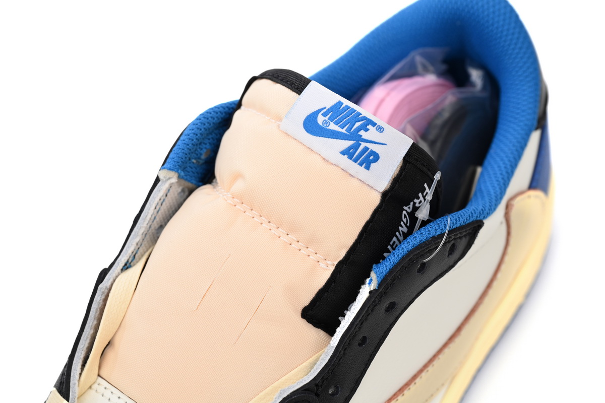 Travis Scott x Fragment Design x Air Jordan 1 Low  DM7866-140
