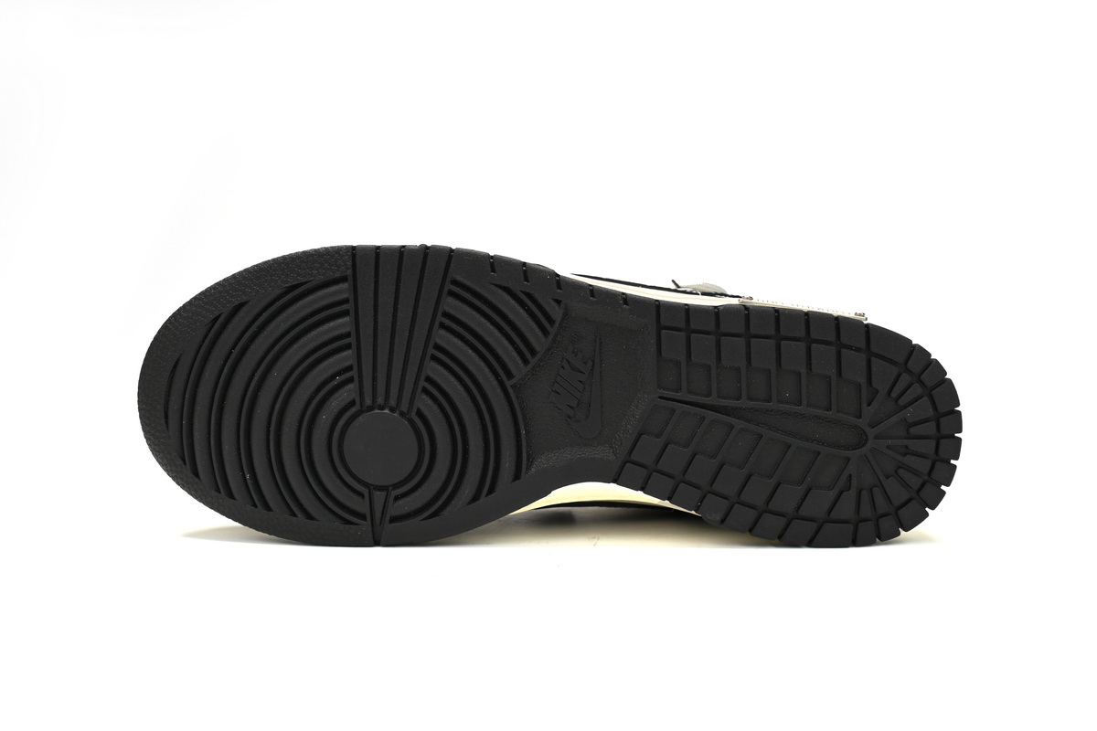 Nike Dunk Low Interstellar black and white DD1391-100