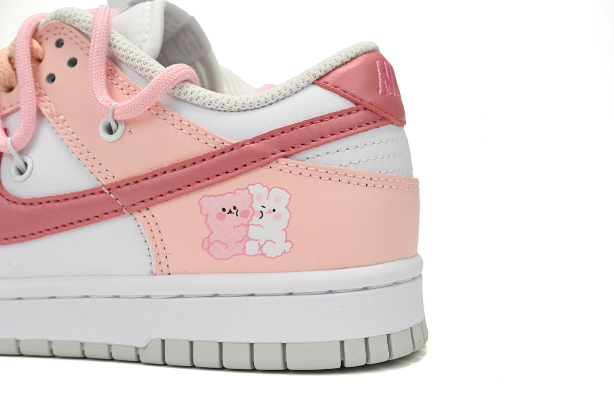 Nike Dunk Low Neon Foundation Make-up Hug Bear DH9765-102